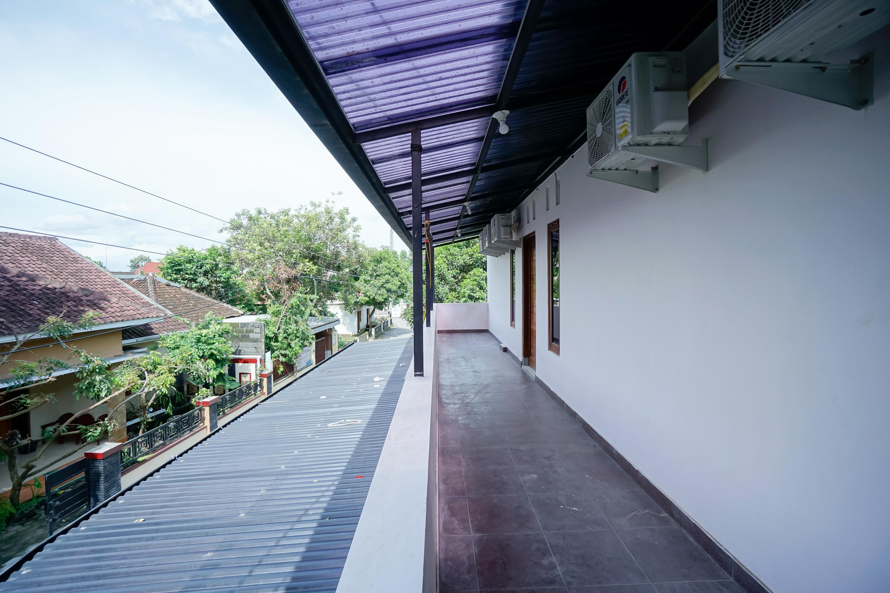 Reddoorz Syariah At Falisha Umy Ngabean Buitenkant foto