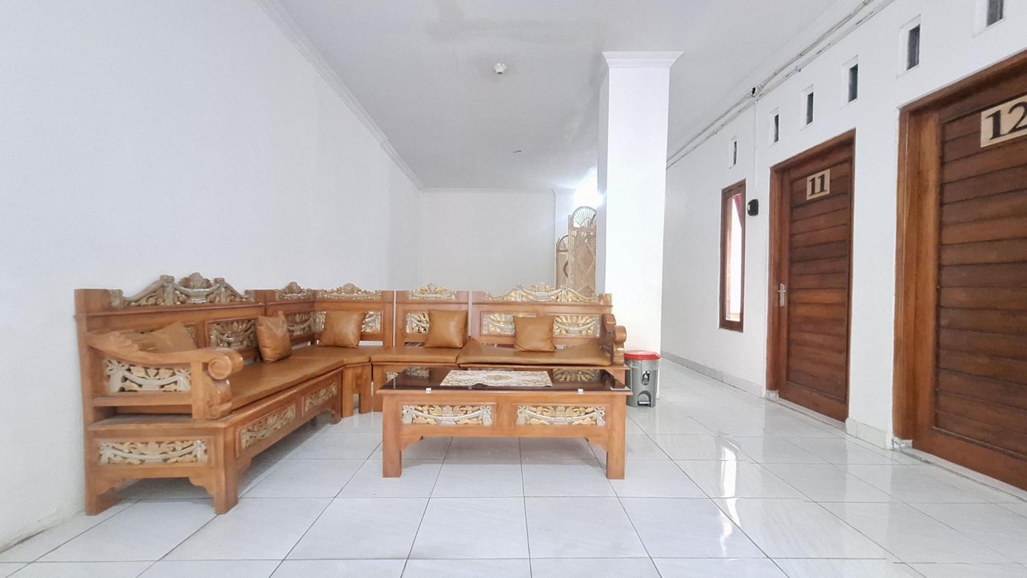 Reddoorz Syariah At Falisha Umy Ngabean Buitenkant foto