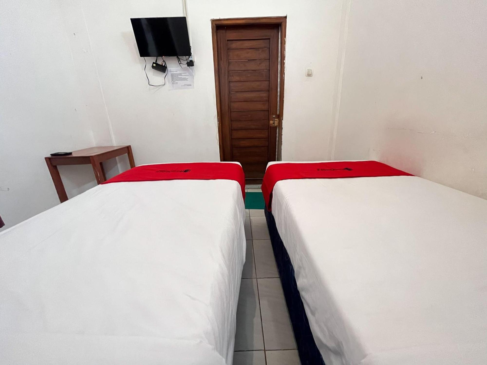 Reddoorz Syariah At Falisha Umy Ngabean Buitenkant foto